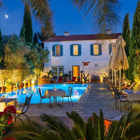 Beyevi Alacati Hotel