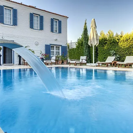 Beyevi Alacati Hotel 2*